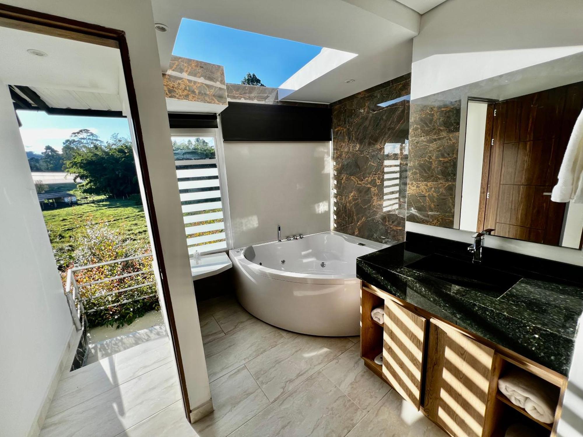 Hotel Toscana Oriente Ριονέγρο Εξωτερικό φωτογραφία