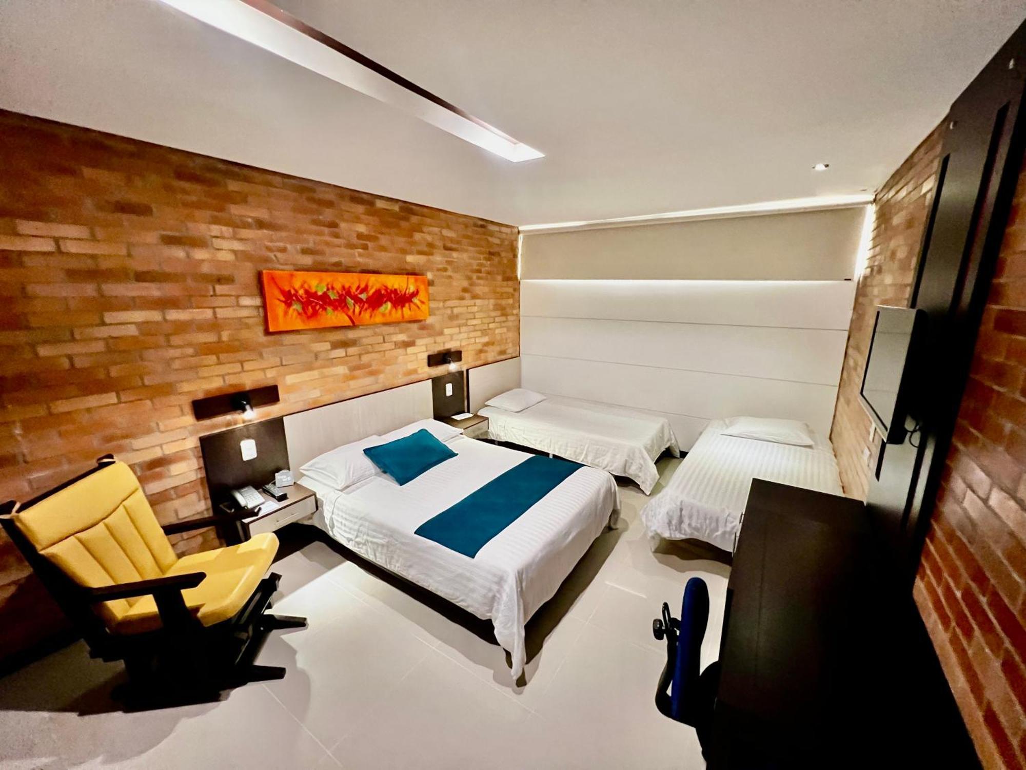 Hotel Toscana Oriente Ριονέγρο Εξωτερικό φωτογραφία